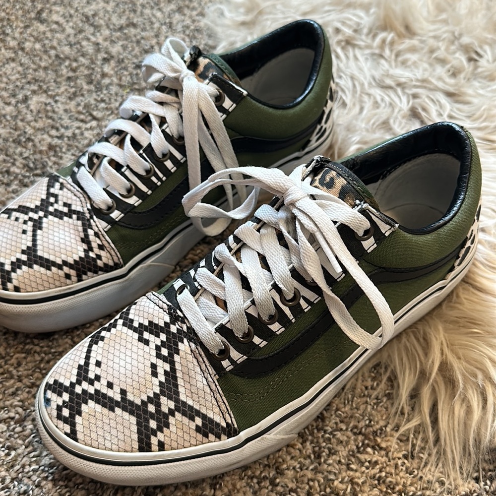 Vans festive snakeskin toe guard/cow print heel